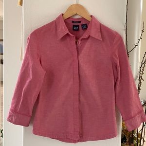 Gap shirt